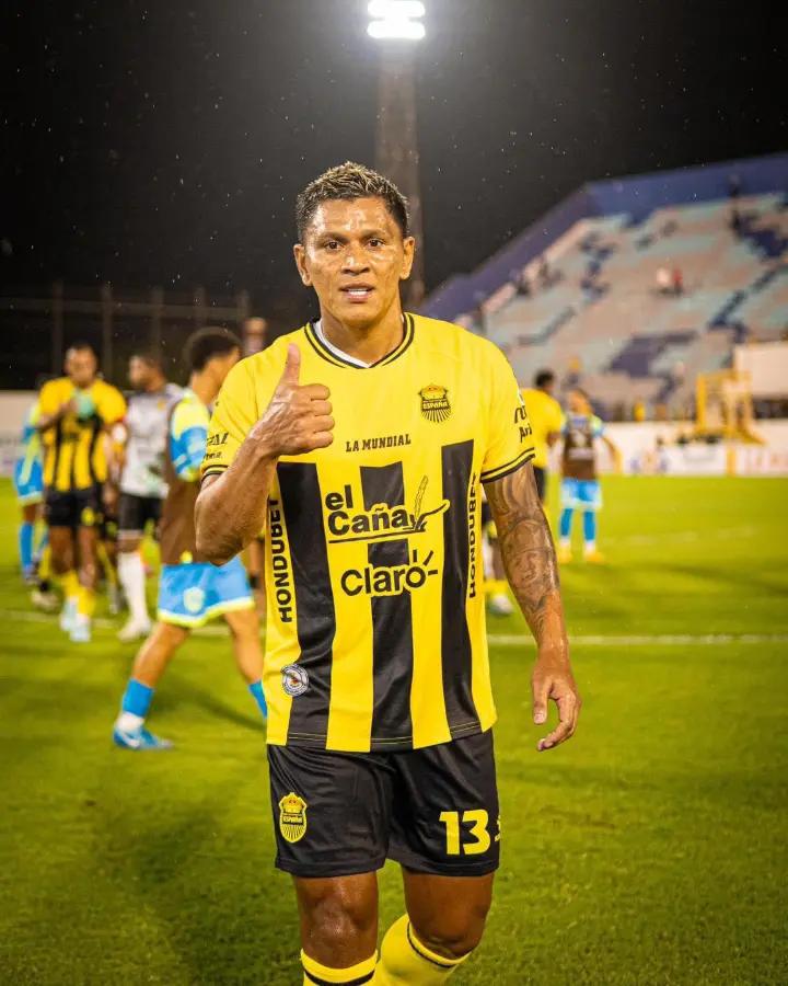 Brayan Moya se olvida de Real España y ya tiene nuevo equipo luego de ser separado