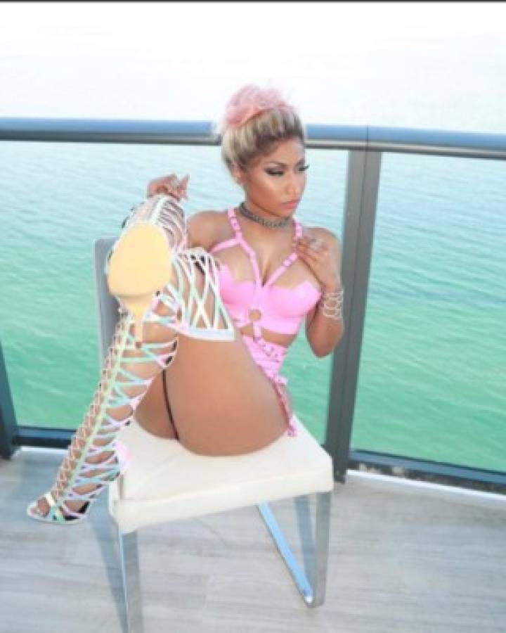Nicki Minaj publica foto de su trasero y las redes enloquecen