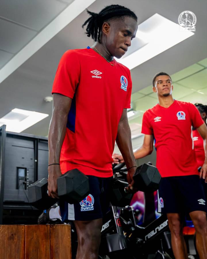 Olimpia y su temible 11 titular con el que busca pegar primero ante Alajuelense en semifina