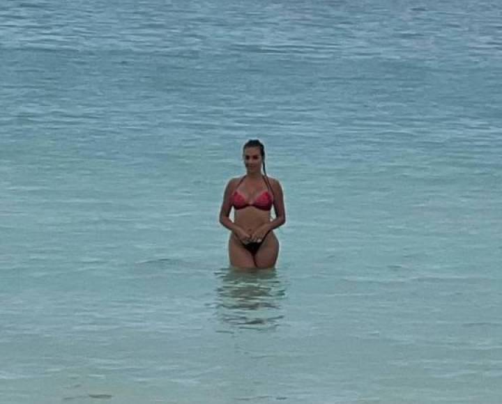 Georgina Rodríguez sorprende hasta a Cristiano Ronaldo al lucir cuerpazo en traje de baño