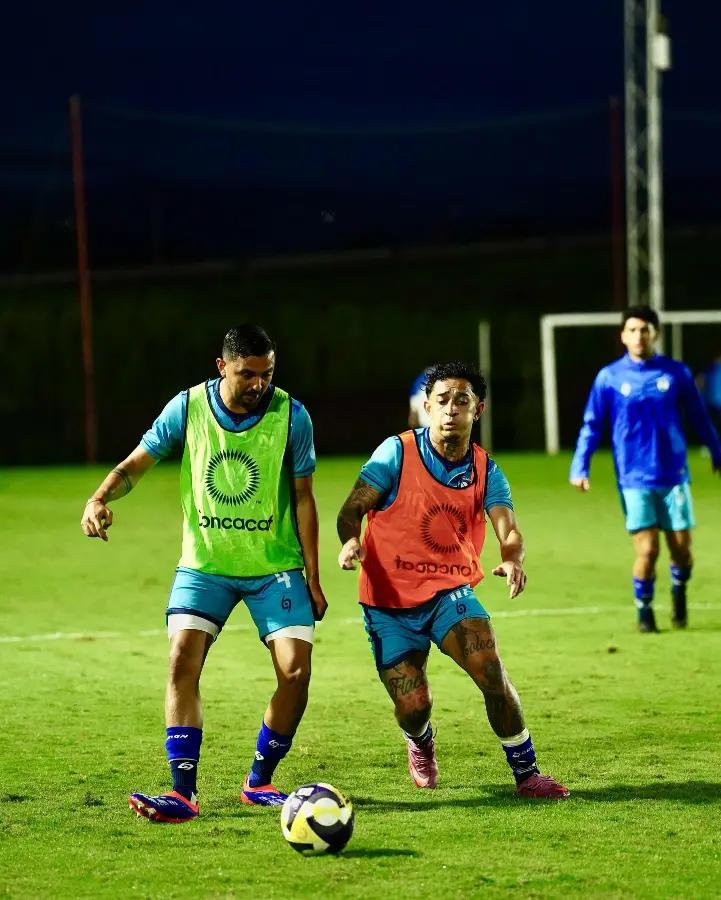 ¿Amaño de partido en eliminatoria de Concacaf? Jugador genera polémica