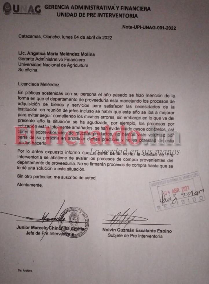 $!Nota enviada por Junior Marcelo Chinchilla a la administradora Angélica María Meléndez donde le plantea la sobrevaloración en las compras, motivo por la cual fue reprimido y obligado a pedir disculpas y luego bajado de categoría.