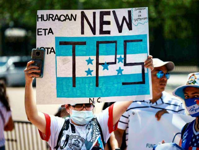 Hondureños bajo el TPS podrán solicitar la residencia