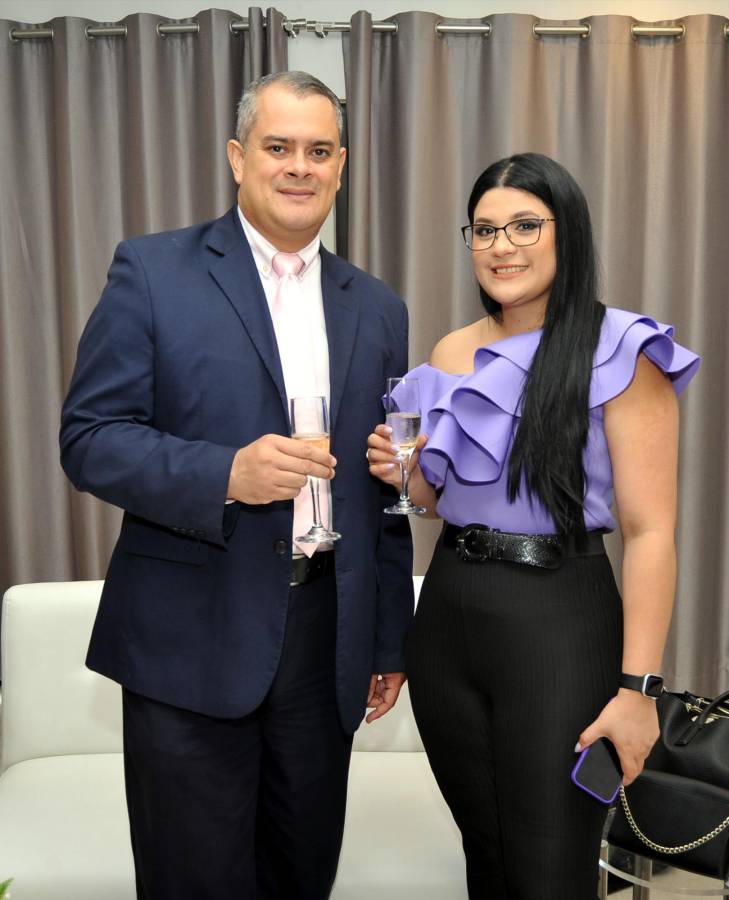 Exitosa firma de acuerdo entre Finsol y Seguros Atlántida