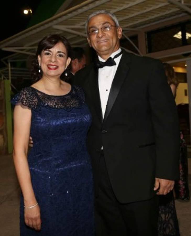 Dicha nupcial para Marco Padilla y Andrea Rodríguez