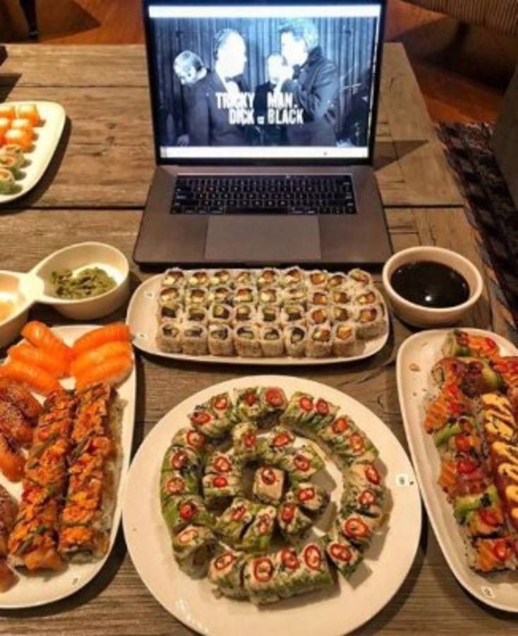 Dwayne 'La Roca' Jonhson muestra la cantidad de comida que necesita para sus músculos