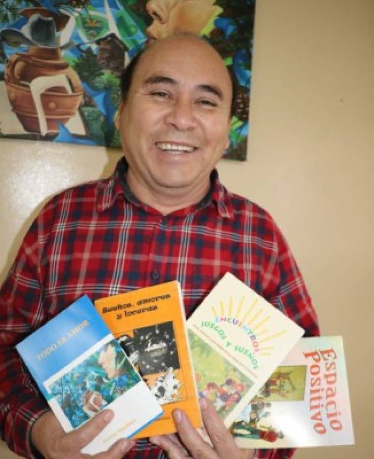 Melvin Raudales: Un promotor de las bibliotecas comunitarias