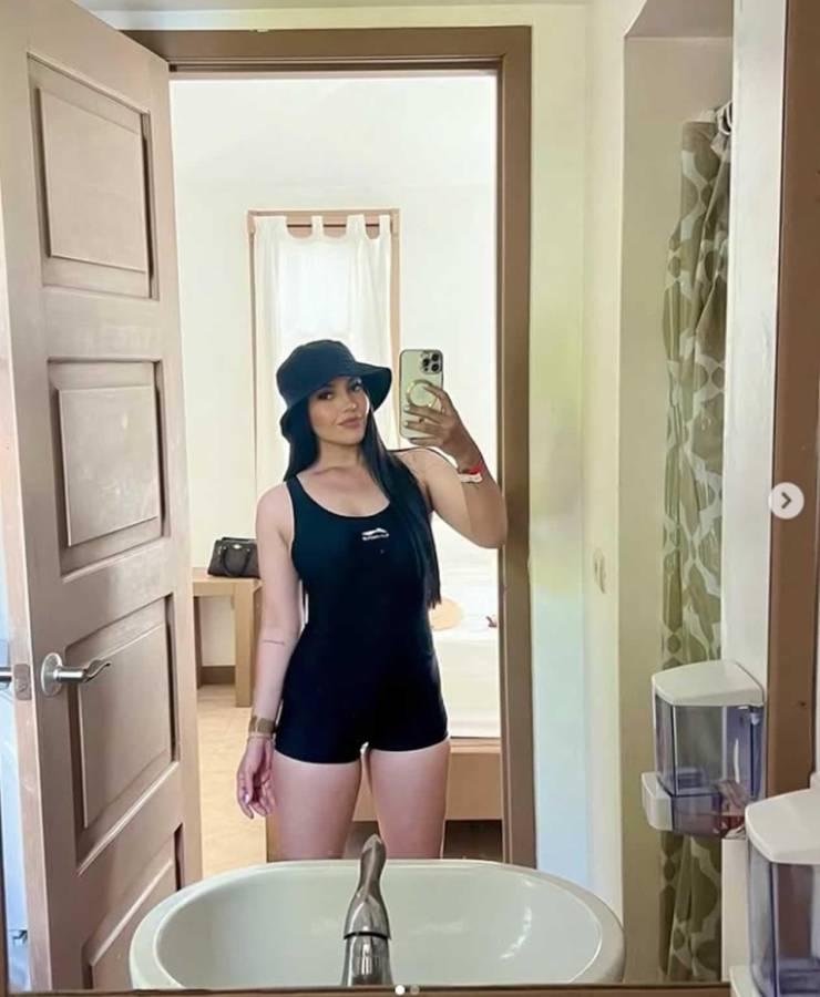 Bella chica anuncia que está embarazada de jugador de la Liga Nacional