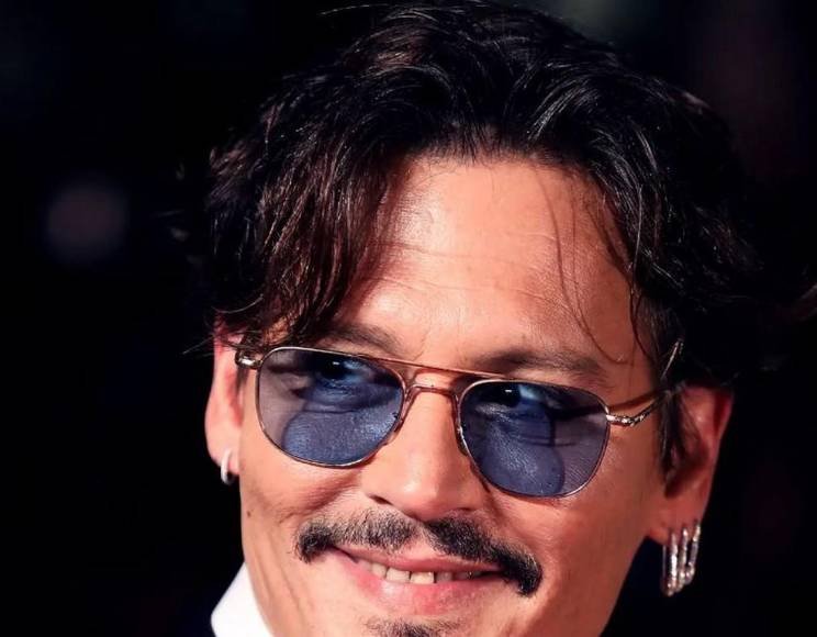 Johnny Depp cumple 59 años con una brillante trayectoria (Fotos)
