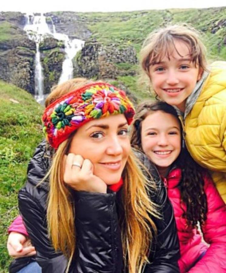 Andrea Legarreta presume lo bellas y grandes que están sus hijas Mía y Nina