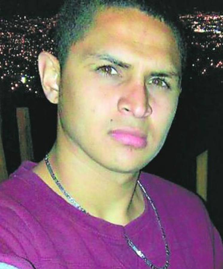 Papá de la víctima: 'Solo miré a mi hijo cuando estaba muertecito”