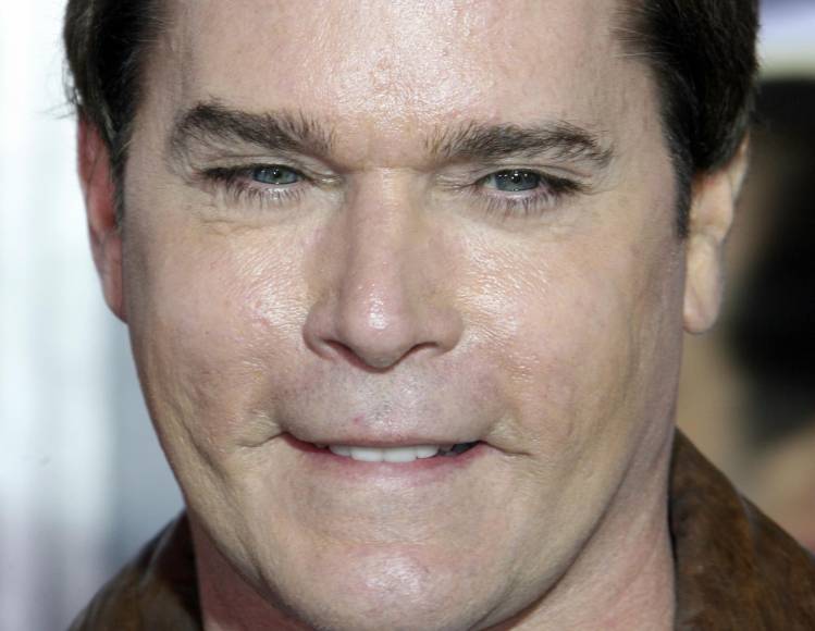 ¿Quién fue Ray Liotta, famoso actor de ‘Goodfellas’ que falleció cuando dormía?