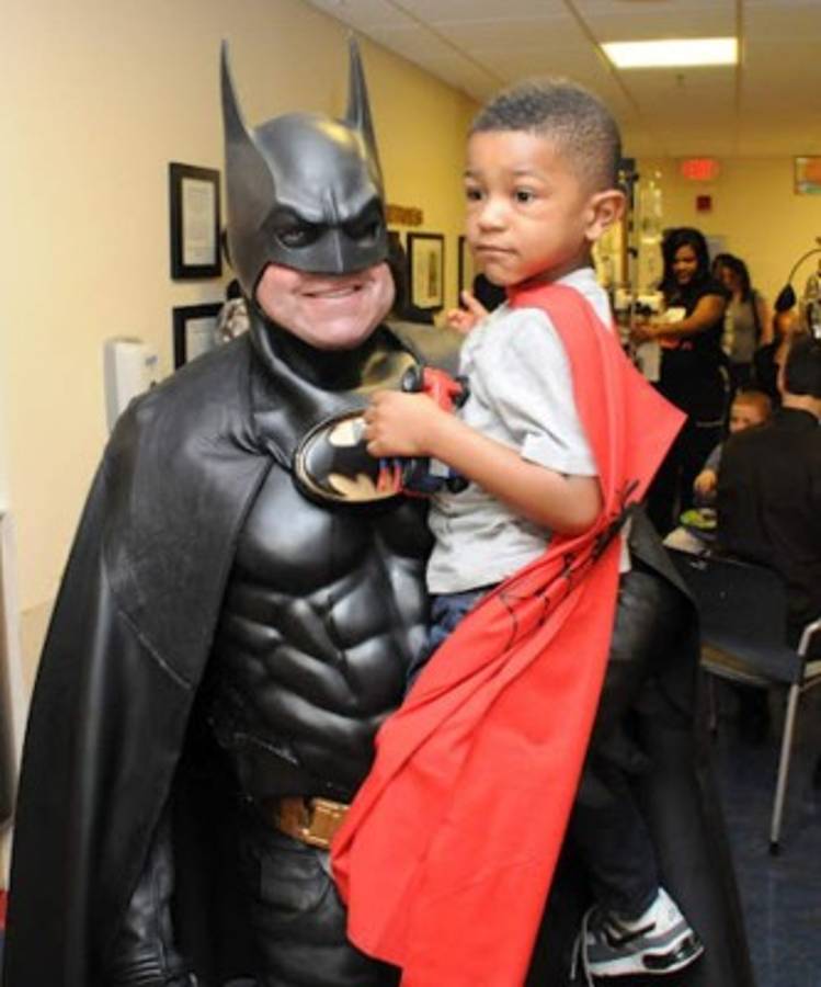 'Batman' muere atropellado