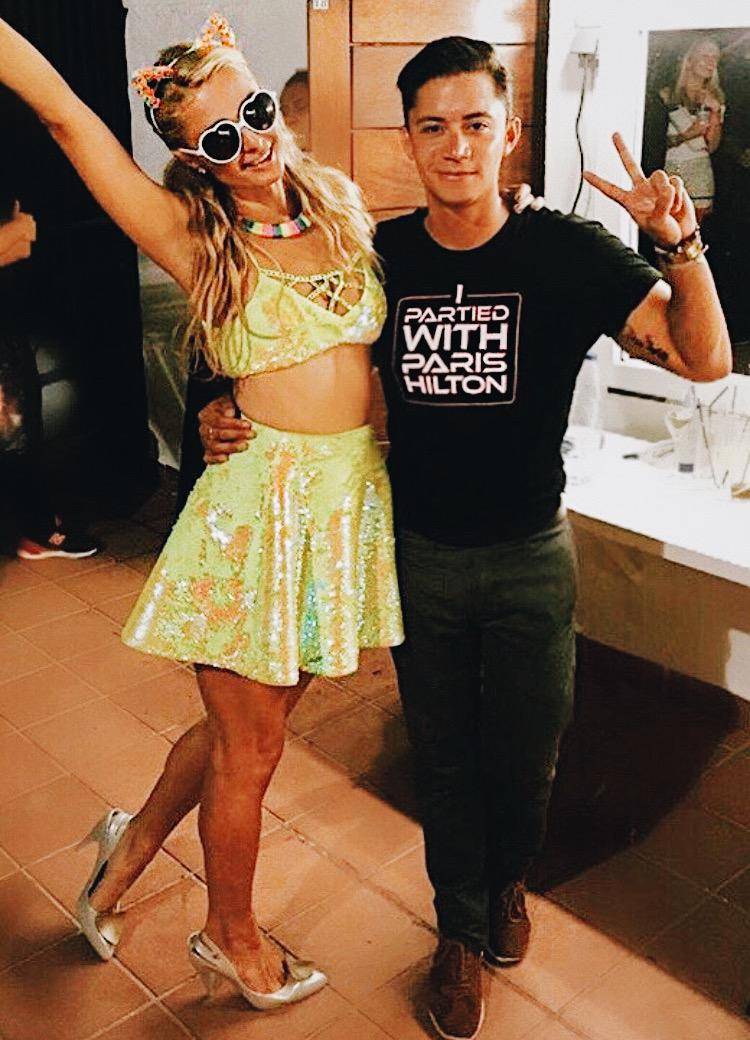 Mario junto a la guapa Paris Hilton en Amnesia, Ibiza.