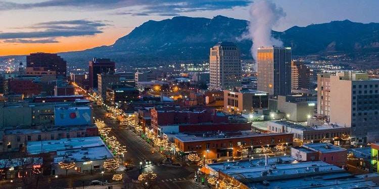 Las 20 ciudades más infieles de Estados Unidos, según estudio