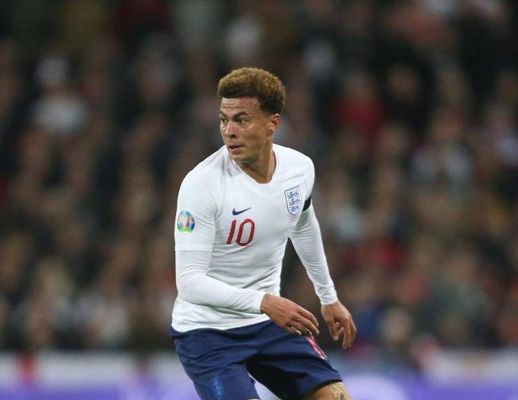 Promesa del fútbol inglés que cayó en las drogas y sueña con volver a su selección