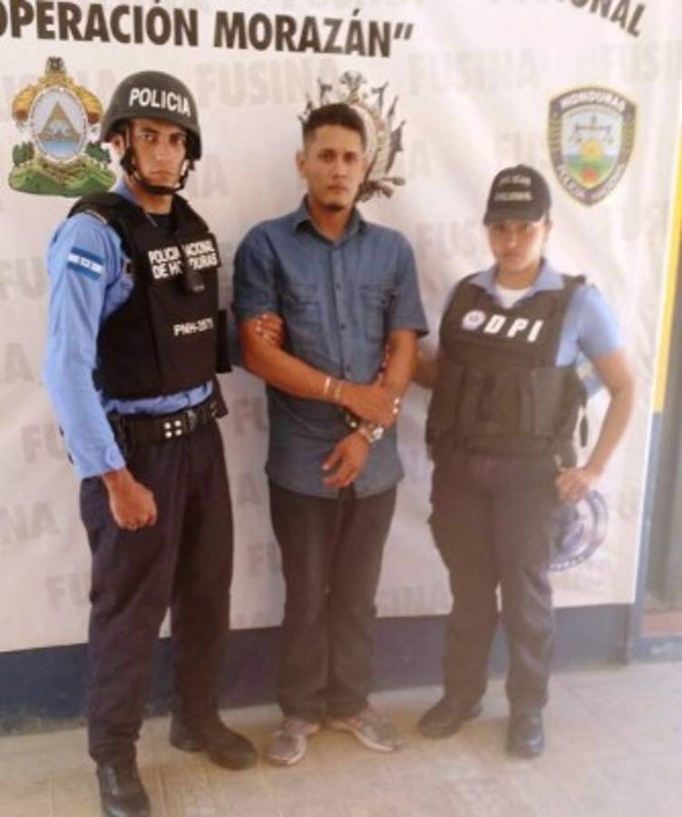 Capturan a capitalino por estafar a varios negocios con dinero falso en Danlí  