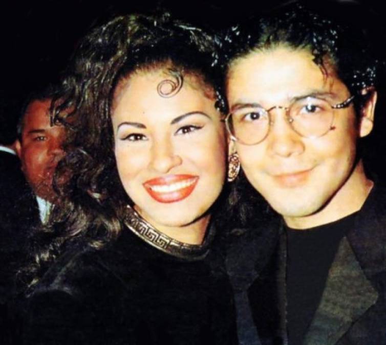 Las fotos más íntimas de la vida de la cantante Selena Quintanilla   