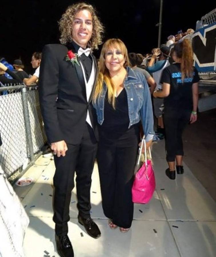 Arnold Schwarzenegger y su hijo 'secreto' son idénticos