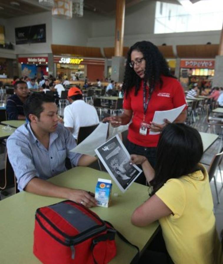 Exitosa promoción de los cortometrajes en el City mall