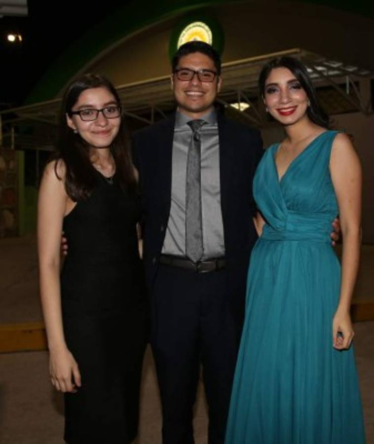 Dicha nupcial para Marco Padilla y Andrea Rodríguez