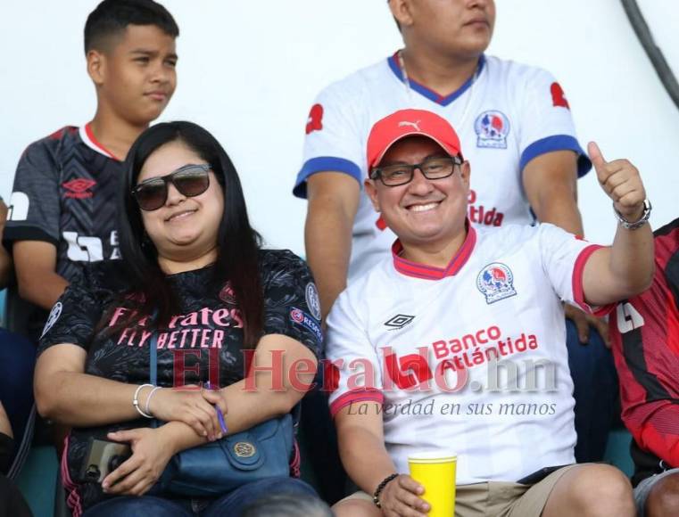 Capitalinos abarrotan el estadio Chelato Uclés para alentar el clásico Olimpia-Motagua