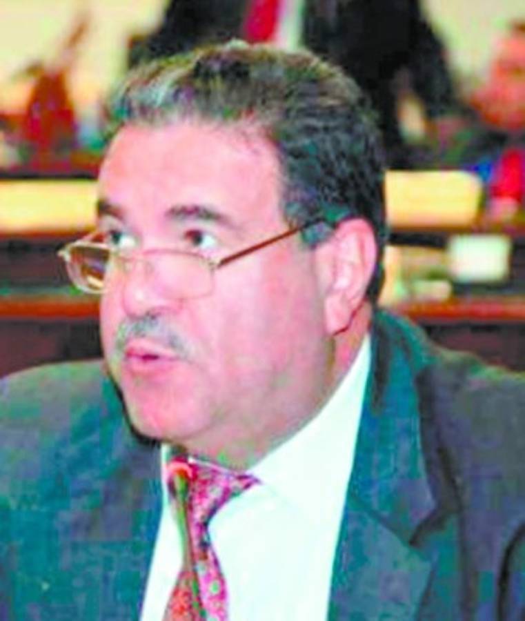 Honduras: Diputados del Partido Liberal presentan denuncia al TSE