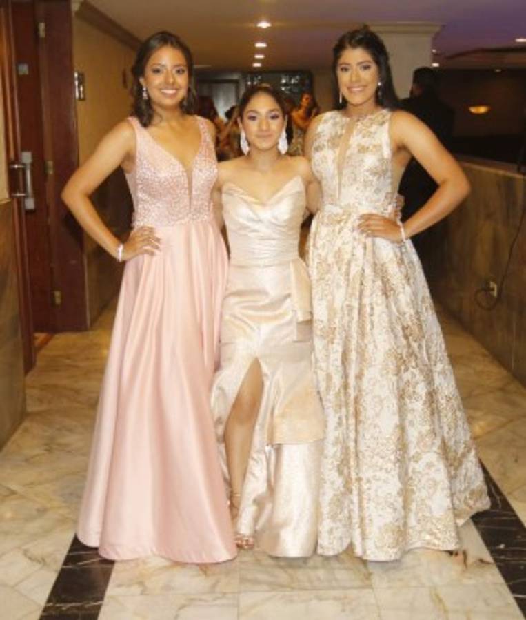 CEAD Christian School despide a sus seniors en un ambiente de fiesta