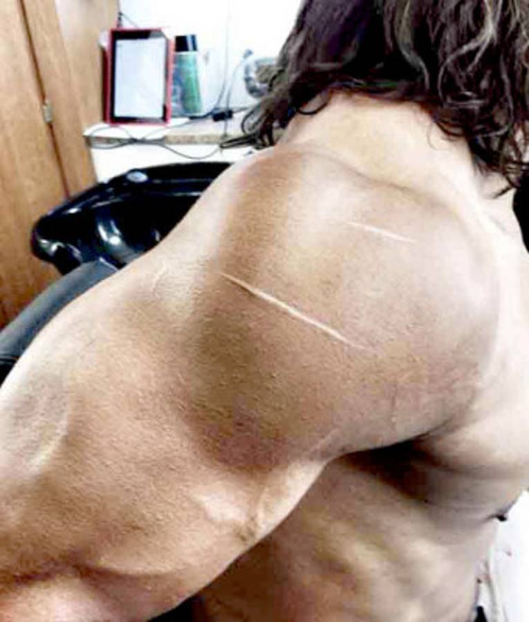 FOTOS: 'La Roca' y sus poderosos músculos para 'Hércules'