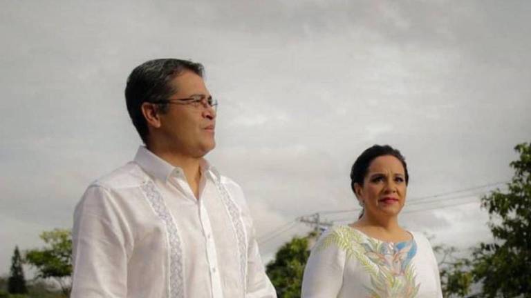 Juan Orlando Hernández es declarado inocente por su esposa Ana García