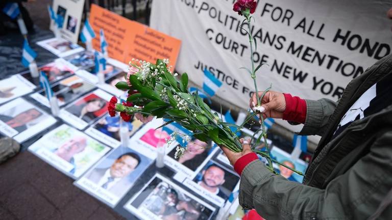 Defensores de DDHH, periodistas y estudiantes: las víctimas que exigen justicia frente a Corte de Nueva York