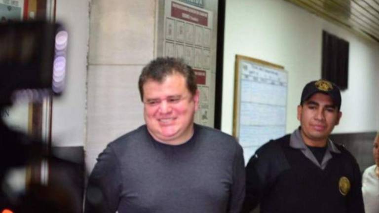 Expolicía que testificó en juicio de JOH dice que “El Rojo” pagó su abogado