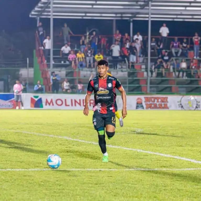 Fichajes: Revés para Olimpia, Real España mueve sus piezas y Marathón busca refuerzos