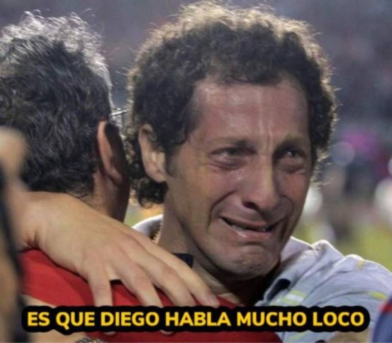 Así destrozan a Pedro Troglio y Armando Castro después del juego entre Olimpia y Motagua