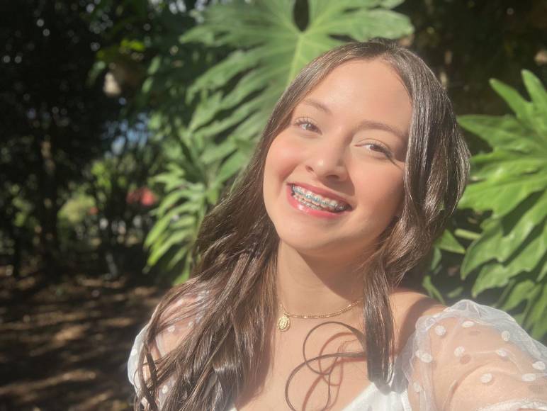 Así es Astrid Madrid, la catracha que cautiva en “Tengo Talento, Mucho Talento”