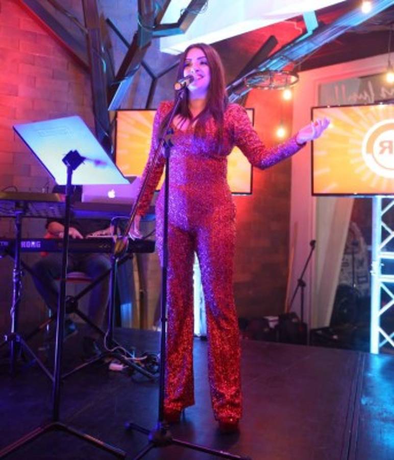 Con música inauguran el nuevo Rumba Burger