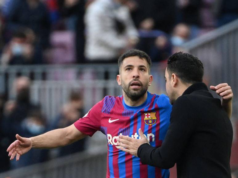 En imágenes: Locura azulgrana y decepción colchonera, así se vivió el Barça-Atleti