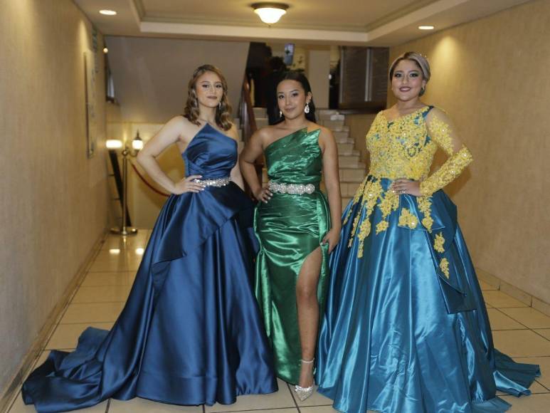 Prom Night 2024 de la Elvel School, un festejo fundido en amor y glamour