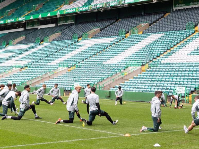 Sonriente y emocionado por jugar: así entrenó Luis Palma con el Celtic previo a su debut en Champions