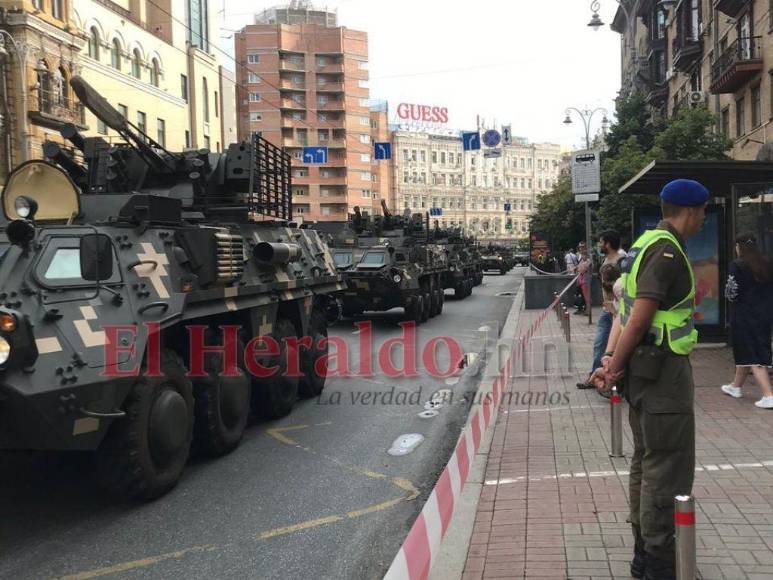 Así escapó de Ucrania un hondureño junto a su esposa y sus dos perros