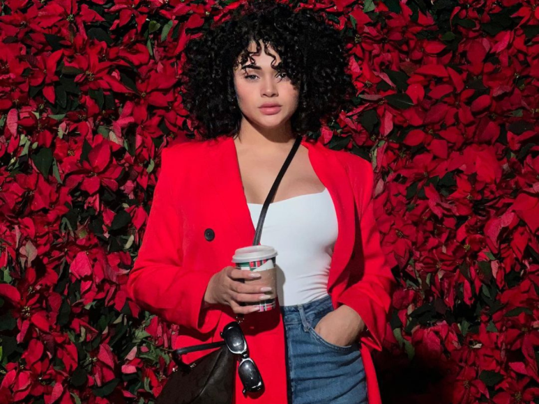 Cesia Sáenz “La Leona” celebra sus 25 años llena de amor