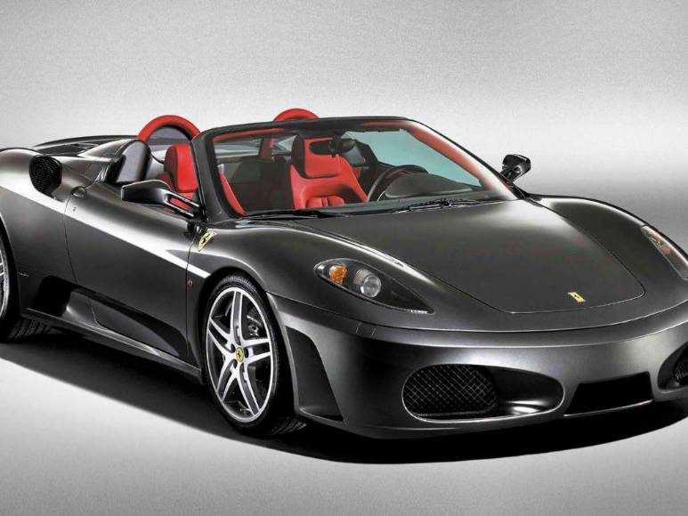 Costosos y con significado especial: Así es la colección de lujosos autos de Lionel Messi