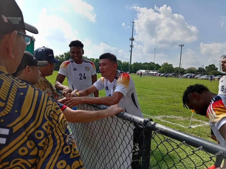 Futbolistas de Liga Nacional y legionarios que se fueron a jugar burocrático a EEUU