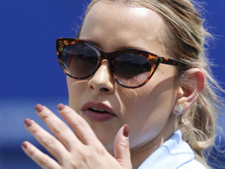 Bellas aficionadas verdolagas presentes en el clásico entre Marathón y Real España