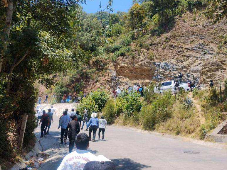 Entre muertes, atentados e intimidaciones se desarrolla día de elecciones en México