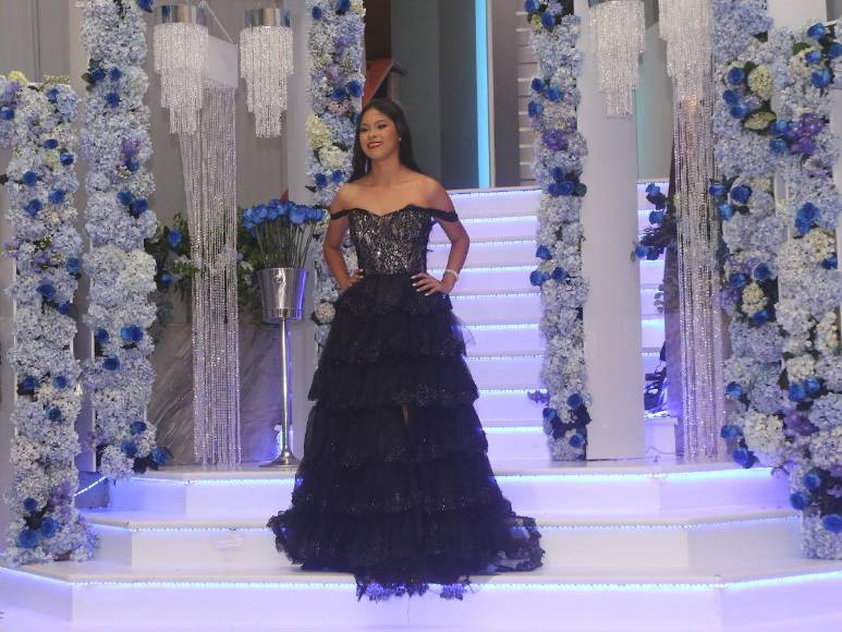 Así fue el desfile de la fiesta prom 2023 de Macris School