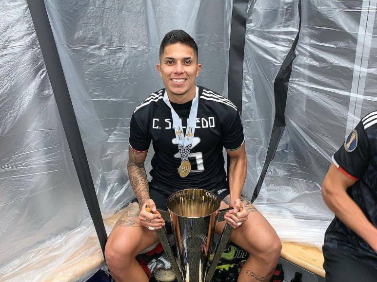 Presentadora asesinada, era hermana del futbolista del Cruz Azul, Carlos Salcedo