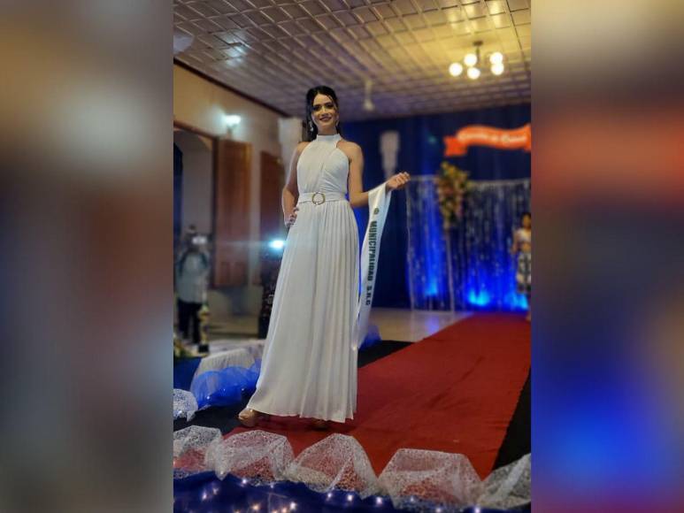 Digna Mejía, candidata con discapacidad auditiva, se corona reina de la Feria Agostina de Santa Rosa de Copán 2023