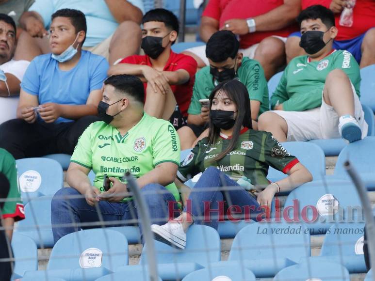 Ambiente festivo: Así se vive partido de ida de la semifinal entre Marathón y Real España (Fotos)