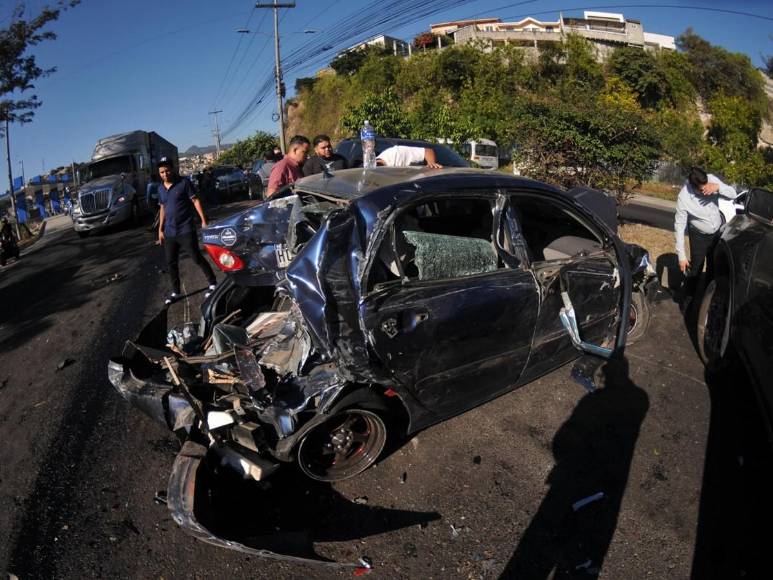 “Nos arrastró por 50 metros”: las imágenes más impactantes del accidente en anillo periférico